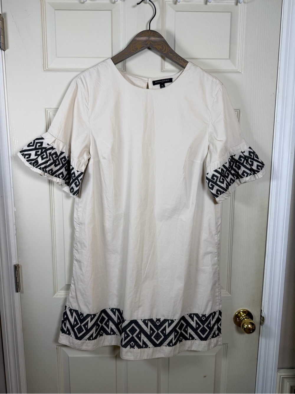 Banana Republic Cream Shift Dress with Black Geometric Trim